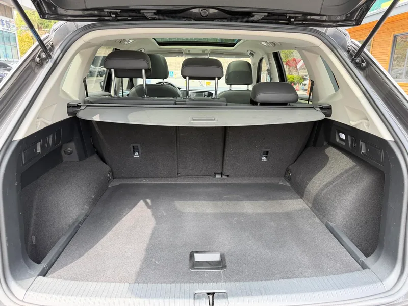 Volkswagen Tayron 2019 330TSI Two-wheel-drive luxury model Country VI interior photo 8 Volkswagen Tayron 2019 330TSI Two-wheel-drive luxury model Country VI interior photo 8