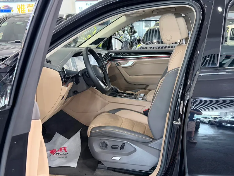 Volkswagen Touareg 2021 3.0TSI Rui Zun Edition exterior photo 6