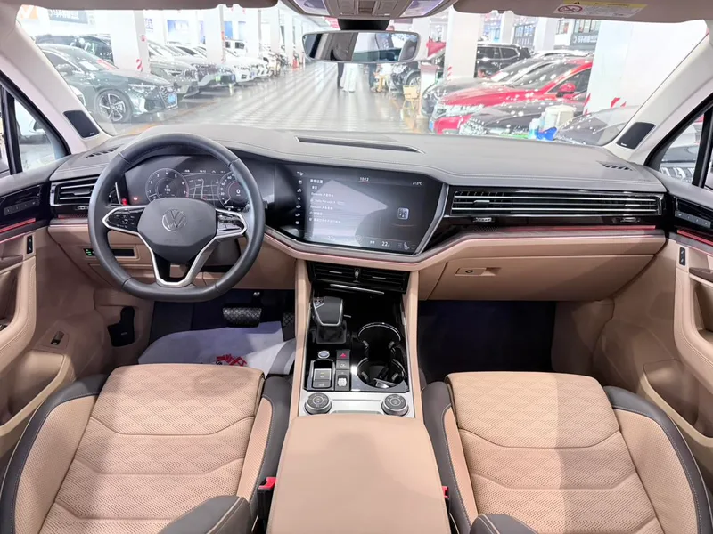 Volkswagen Touareg 2021 3.0TSI Rui Zun Edition exterior photo 8