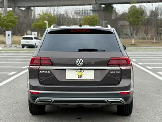 Volkswagen Teramont 2017 330TSI Two-wheel drive luxury edition exterior photo 6 Volkswagen Teramont 2017 330TSI Two-wheel drive luxury edition exterior photo 6