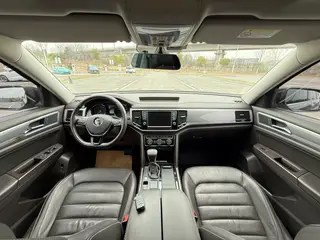 Volkswagen Teramont 2017 330TSI Two-wheel drive luxury edition interior photo 14 Volkswagen Teramont 2017 330TSI Two-wheel drive luxury edition interior photo 14