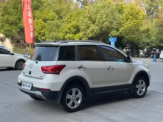 Great Wall M4 2014 1.5L Manual Comfort exterior photo 6 Great Wall M4 2014 1.5L Manual Comfort exterior photo 6
