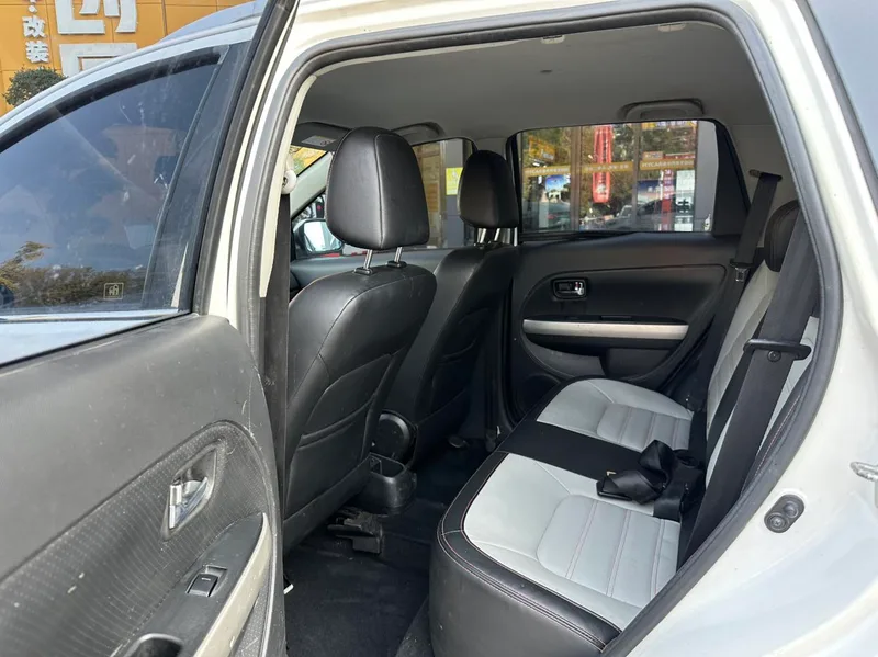 Great Wall M4 2014 1.5L Manual Comfort interior photo 15 Great Wall M4 2014 1.5L Manual Comfort interior photo 15