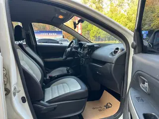 Great Wall M4 2014 1.5L Manual Comfort interior photo 17 Great Wall M4 2014 1.5L Manual Comfort interior photo 17