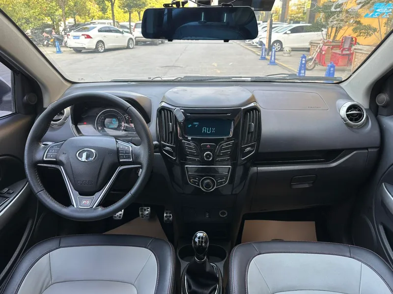 Great Wall M4 2014 1.5L Manual Comfort interior photo 19 Great Wall M4 2014 1.5L Manual Comfort interior photo 19