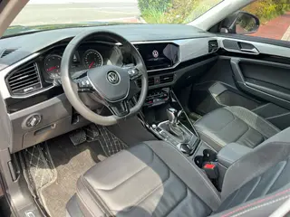 Volkswagen Tayron 2020 330TSI Deluxe Zhilian Edition interior photo 12 Volkswagen Tayron 2020 330TSI Deluxe Zhilian Edition interior photo 12