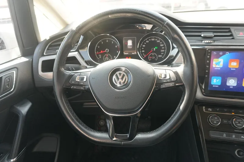 Volkswagen Touan L 2016 330TSI Automatic Luxury Edition exterior photo 7 Volkswagen Touan L 2016 330TSI Automatic Luxury Edition exterior photo 7