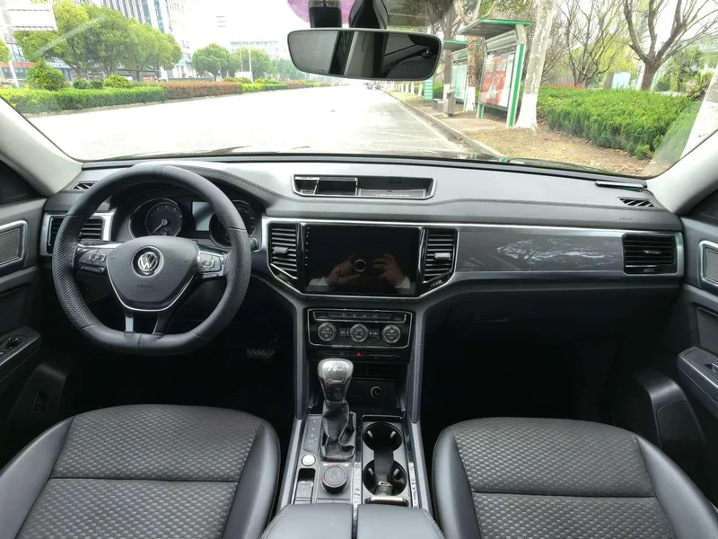 Volkswagen Teramont 2019 380TSI Four-wheel drive comfort version China V interior photo 12 Volkswagen Teramont 2019 380TSI Four-wheel drive comfort version China V interior photo 12