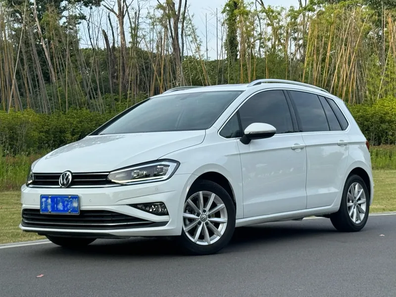 Volkswagen Golf Sportsvan 2020 280TSI Automatic Curious exterior photo 1 Volkswagen Golf Sportsvan 2020 280TSI Automatic Curious exterior photo 1