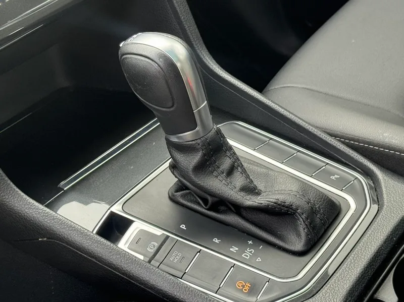 Volkswagen Golf Sportsvan 2020 280TSI Automatic Curious interior photo 13 Volkswagen Golf Sportsvan 2020 280TSI Automatic Curious interior photo 13
