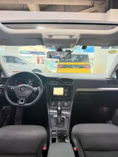 Volkswagen Golf 2020 280TSI DSG Comfortable interior photo 13 Volkswagen Golf 2020 280TSI DSG Comfortable interior photo 13