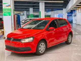 Volkswagen Polo 2016 1.4L Automatic fashion type exterior photo 1 Volkswagen Polo 2016 1.4L Automatic fashion type exterior photo 1