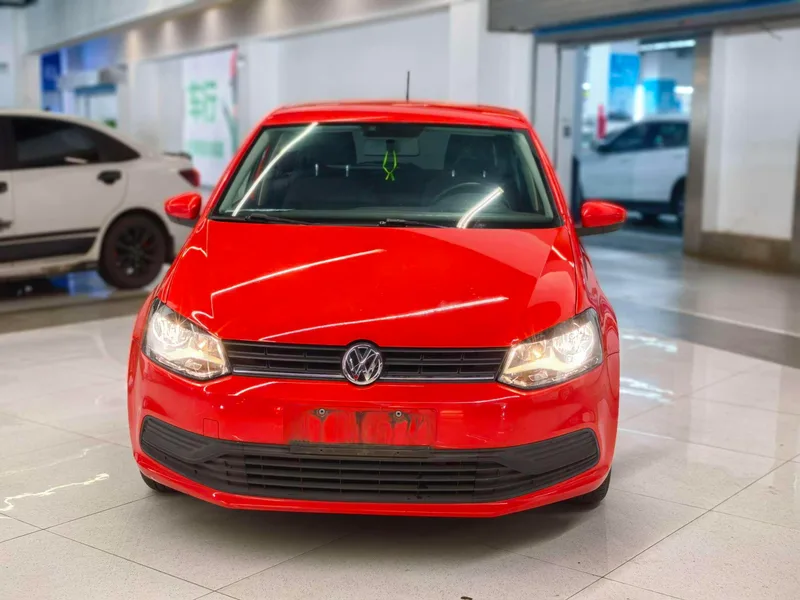 Volkswagen Polo 2016 1.4L Automatic fashion type exterior photo 2 Volkswagen Polo 2016 1.4L Automatic fashion type exterior photo 2