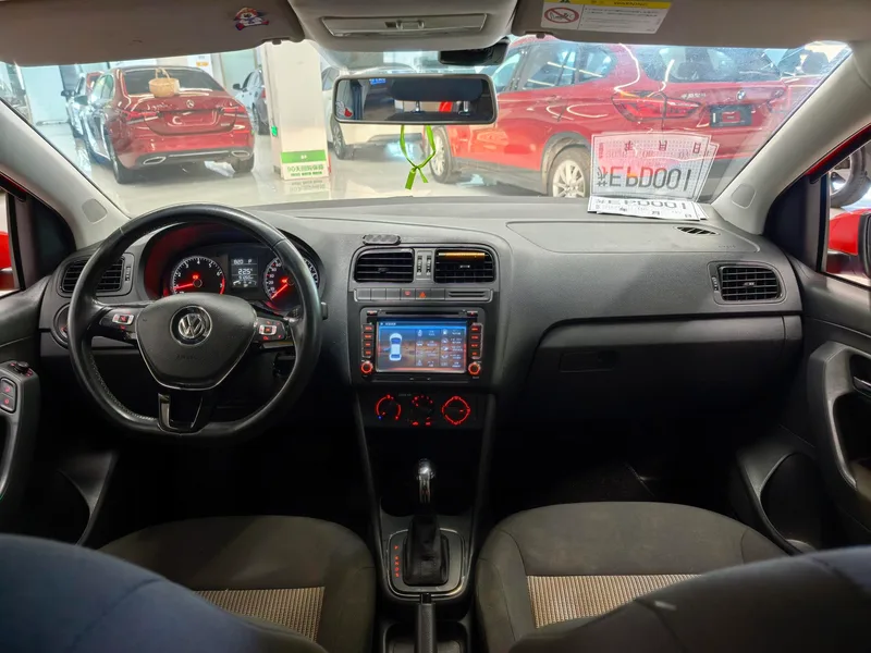 Volkswagen Polo 2016 1.4L Automatic fashion type exterior photo 5 Volkswagen Polo 2016 1.4L Automatic fashion type exterior photo 5