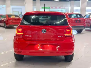 Volkswagen Polo 2016 1.4L Automatic fashion type interior photo 14 Volkswagen Polo 2016 1.4L Automatic fashion type interior photo 14