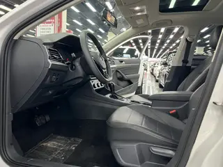Volkswagen Lavida 2018 1.5L Versión automática de confort País V exterior foto 5 Volkswagen Lavida 2018 1.5L Versión automática de confort País V exterior foto 5