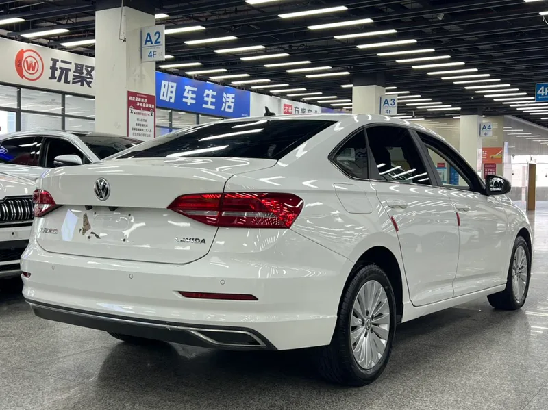 Volkswagen Lavida 2018 1.5L Versión automática de confort País V interior foto 12 Volkswagen Lavida 2018 1.5L Versión automática de confort País V interior foto 12