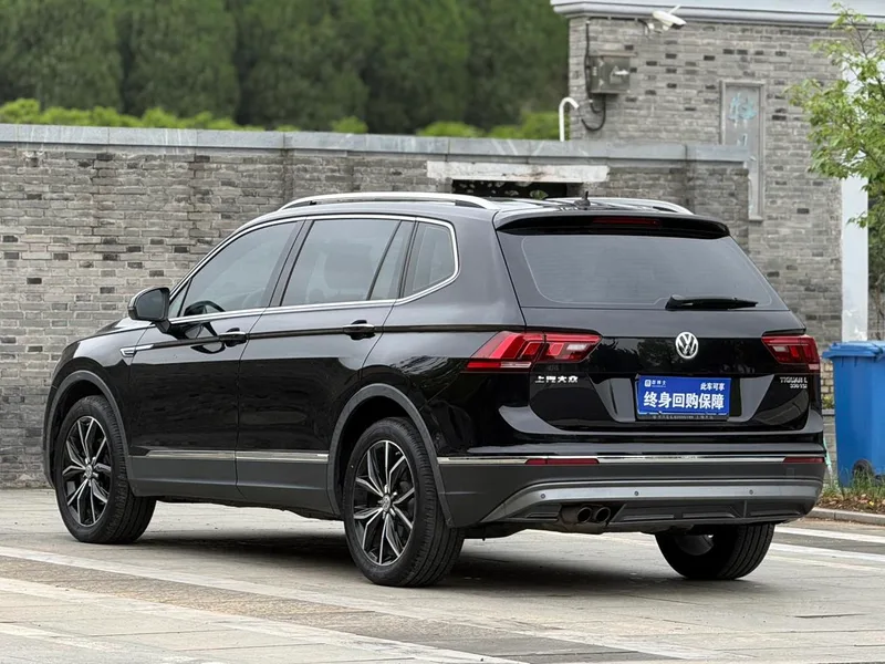 Volkswagen Tiguan L 2019 330TSI Automatic two-wheel drive smart deluxe edition Country VI interior photo 11 Volkswagen Tiguan L 2019 330TSI Automatic two-wheel drive smart deluxe edition Country VI interior photo 11