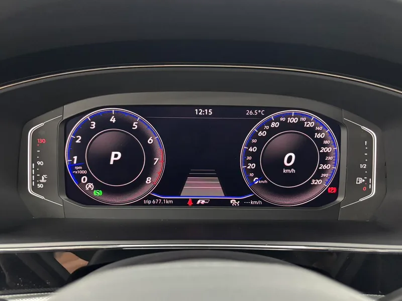 Volkswagen Passat 2022 330TSI Star Elite Edition interior photo 9 Volkswagen Passat 2022 330TSI Star Elite Edition interior photo 9