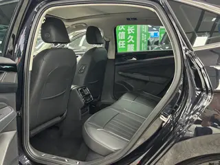 Volkswagen Passat 2022 330TSI Star Elite Edition interior photo 12 Volkswagen Passat 2022 330TSI Star Elite Edition interior photo 12