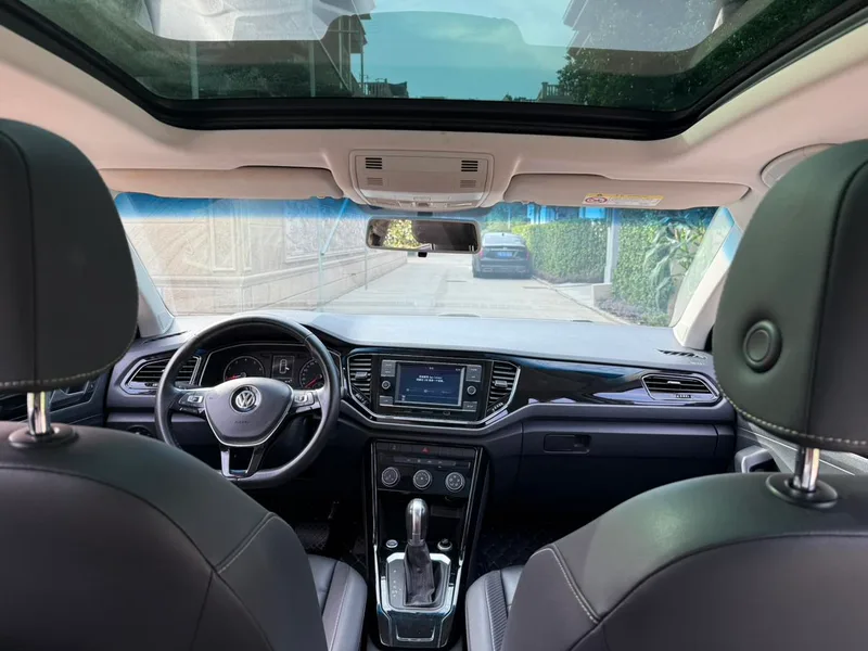 Volkswagen T-Cross 2019 280TSI DSG Très confortable à deux roues motrices Pays V extérieur photo 6