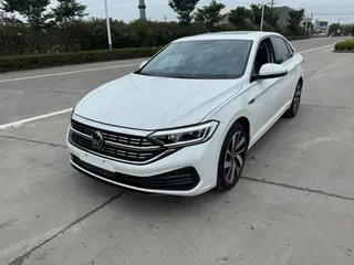 Volkswagen Sagitar 2025 Mise à jour 300TSI DSG Version transcendée