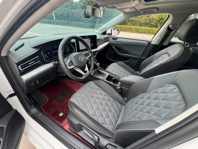 Volkswagen Sagitar 2025 Restyling 300TSI DSG Premium Edition exterior photo 6 Volkswagen Sagitar 2025 Restyling 300TSI DSG Premium Edition exterior photo 6