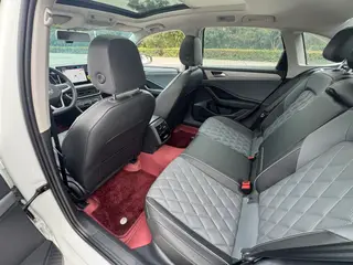 Volkswagen Sagitar 2025 Restyling 300TSI DSG Premium Edition interior photo 9 Volkswagen Sagitar 2025 Restyling 300TSI DSG Premium Edition interior photo 9
