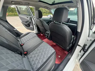 Volkswagen Sagitar 2025 Restyling 300TSI DSG Premium Edition interior photo 10 Volkswagen Sagitar 2025 Restyling 300TSI DSG Premium Edition interior photo 10