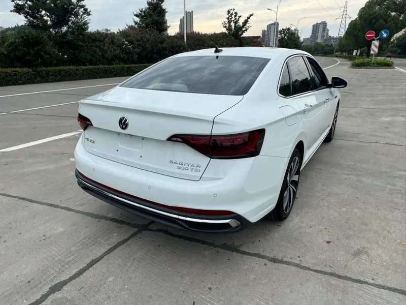Volkswagen Sagitar 2025 Restyling 300TSI DSG Premium Edition interior photo 14 Volkswagen Sagitar 2025 Restyling 300TSI DSG Premium Edition interior photo 14