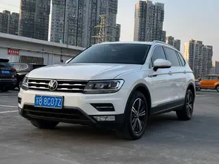 Volkswagen Tiguan L 2021 330TSI Version intelligente automatique à deux roues motrices extérieur photo 1 Volkswagen Tiguan L 2021 330TSI Version intelligente automatique à deux roues motrices extérieur photo 1