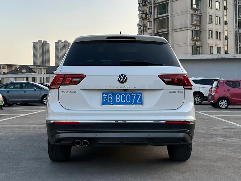 Volkswagen Tiguan L 2021 330TSI Version intelligente automatique à deux roues motrices extérieur photo 9 Volkswagen Tiguan L 2021 330TSI Version intelligente automatique à deux roues motrices extérieur photo 9
