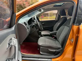 Volkswagen Polo 2016 1.6L Cross Polo Automatic exterior photo 4 Volkswagen Polo 2016 1.6L Cross Polo Automatic exterior photo 4