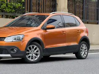 Volkswagen Polo 2016 1.6L Cross Polo Automatic interior photo 13 Volkswagen Polo 2016 1.6L Cross Polo Automatic interior photo 13