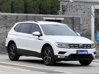 Volkswagen Tiguan L 2019 280TSI Automatic two-wheel drive panoramic comfort version Country VI exterior photo 3 Volkswagen Tiguan L 2019 280TSI Automatic two-wheel drive panoramic comfort version Country VI exterior photo 3