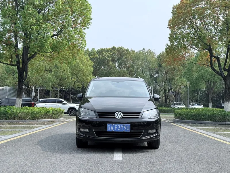 Volkswagen Sharan 2016 380TSI Comfortable 7 seat exterior photo 2