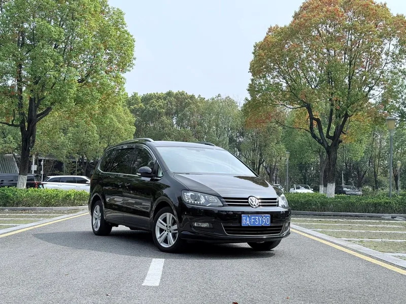 Volkswagen Sharan 2016 380TSI Comfortable 7 seat exterior photo 3