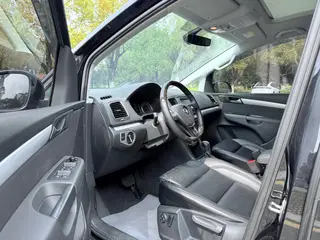 Volkswagen Sharan 2016 380TSI Comfortable 7 seat exterior photo 7