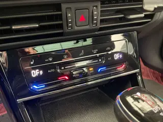 Volkswagen Passat 2020 Restyling 330TSI Elite Edition Country VI interior photo 10 Volkswagen Passat 2020 Restyling 330TSI Elite Edition Country VI interior photo 10