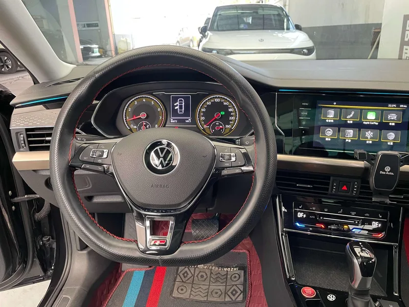Volkswagen Passat 2020 Restyling 330TSI Elite Edition Country VI interior photo 13 Volkswagen Passat 2020 Restyling 330TSI Elite Edition Country VI interior photo 13