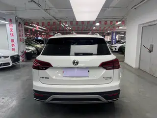 Volkswagen Tayron 2019 330TSI Four-wheel drive luxury model China V interior photo 10 Volkswagen Tayron 2019 330TSI Four-wheel drive luxury model China V interior photo 10
