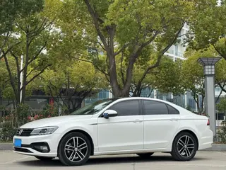 Volkswagen Lamando 2019 280TSI DSG Comfort Edition China V exterior photo 1 Volkswagen Lamando 2019 280TSI DSG Comfort Edition China V exterior photo 1