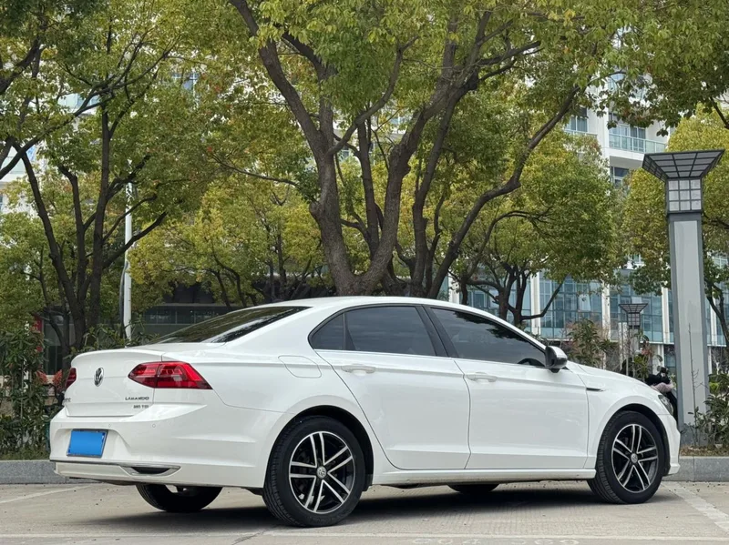 Volkswagen Lamando 2019 280TSI DSG Comfort Edition China V exterior photo 5 Volkswagen Lamando 2019 280TSI DSG Comfort Edition China V exterior photo 5