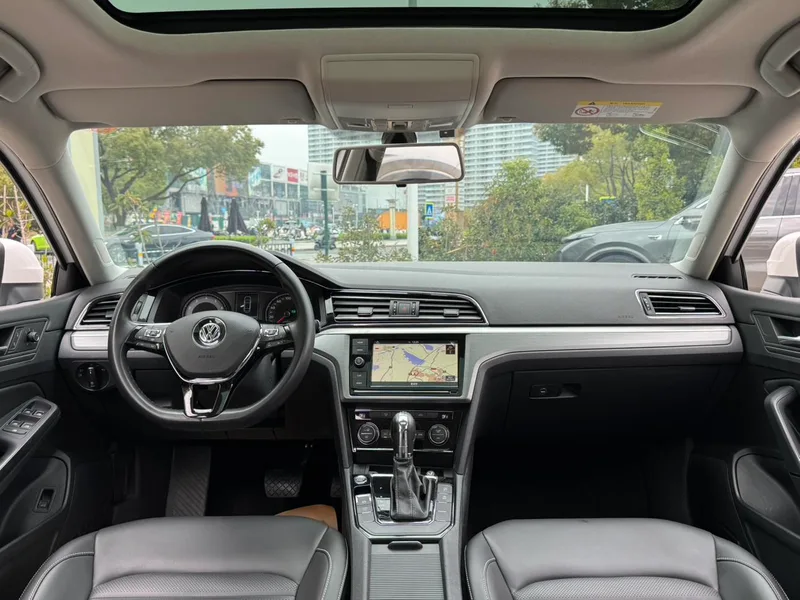 Volkswagen Lamando 2019 280TSI DSG Comfort Edition China V interior photo 17 Volkswagen Lamando 2019 280TSI DSG Comfort Edition China V interior photo 17