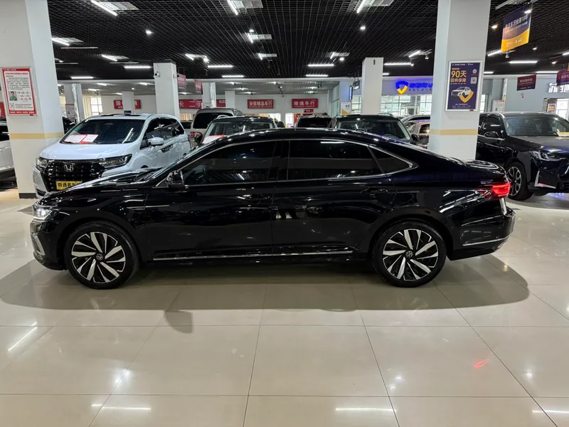 Volkswagen Passat 2024 330TSI Elite Edition exterior photo 4 Volkswagen Passat 2024 330TSI Elite Edition exterior photo 4