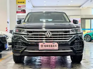 Volkswagen Touareg 2020 2.0TSI Ruishang Edition exterior photo 2