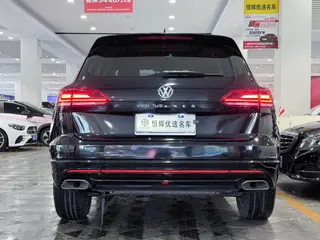 Volkswagen Touareg 2020 2.0TSI Ruishang Edition exterior photo 3