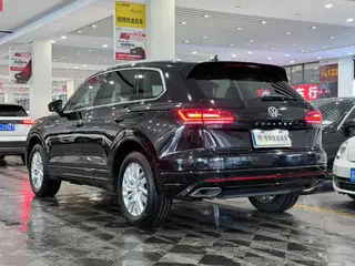 Volkswagen Touareg 2020 2.0TSI Ruishang Edition exterior photo 4