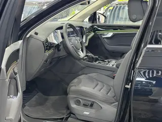 Volkswagen Touareg 2020 2.0TSI Ruishang Edition exterior photo 6