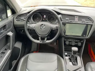 Volkswagen Tiguan L 2020 330TSI Automatic two-wheel drive panoramic comfort version Country VI interior photo 12 Volkswagen Tiguan L 2020 330TSI Automatic two-wheel drive panoramic comfort version Country VI interior photo 12